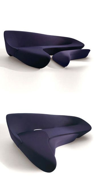 Zaha Hadid Moon System.....sofa seat in shape of moon and have blends of ergonomics and beauty to ‘liquefy’ conventional sofa typography – MOON redefines the notion of modular seating, making each element a module in its own right, to achieve great flexibility. Zaha Hadid Furniture, System Sofa, Cool Sofa, Modern Curved Sofa, Zaha Hadid Design, Corner Seating, Modular Seating, Futuristic Furniture, Futuristic Interior