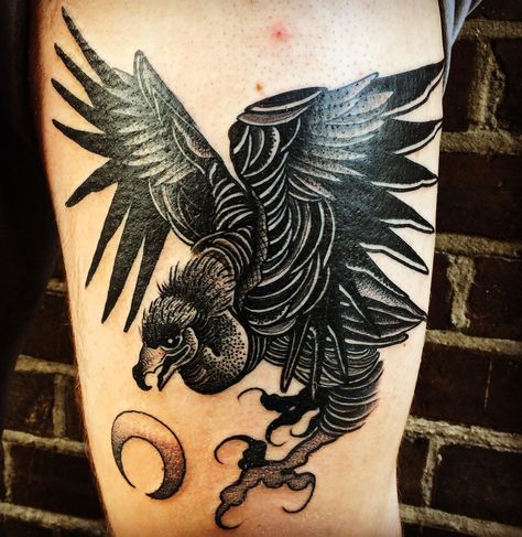 Cape Vulture from Moises guesting at Parliament Tattoo Vulture Tattoo Design, Traditional Vulture Tattoo, Vulture Tattoo, Traditional Tattoo Arm, Black People Tattoos, Tato Tradisional, Peacock Tattoo, C Tattoo, Crow Tattoo