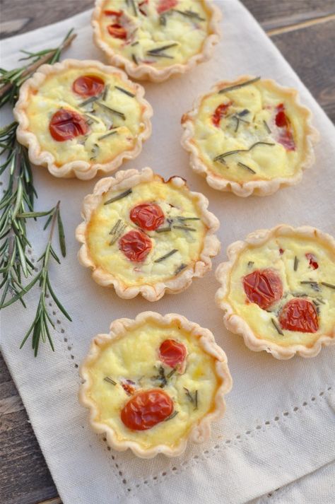 Ricotta Rosemary and Tomato Mini Quiche Recipe Mini Quiche Recipes, Morning Recipes Breakfast, Quiche Recipes Easy, Mini Quiches, Christmas Morning Breakfast, Mini Quiche, Holiday Brunch, Christmas Brunch, Christmas Breakfast