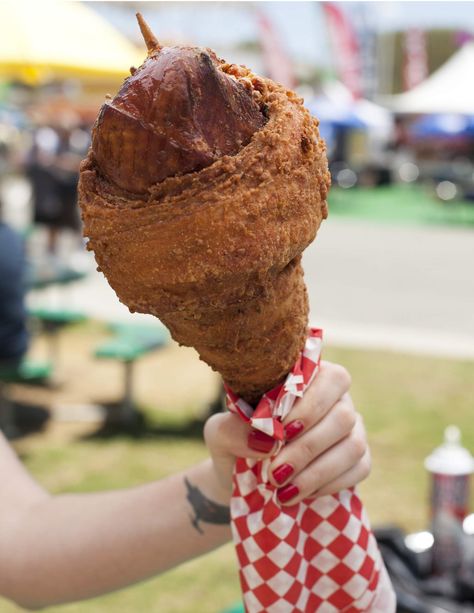 The 9 most unbelievable new foods from the OC Fair Carnival Eats Recipes, Fair Treats, Deep Fried Butter, Carnival Eats, Carnival Treats, Carnival Foods, Deep Fried Desserts, Fair Recipes, State Fairs