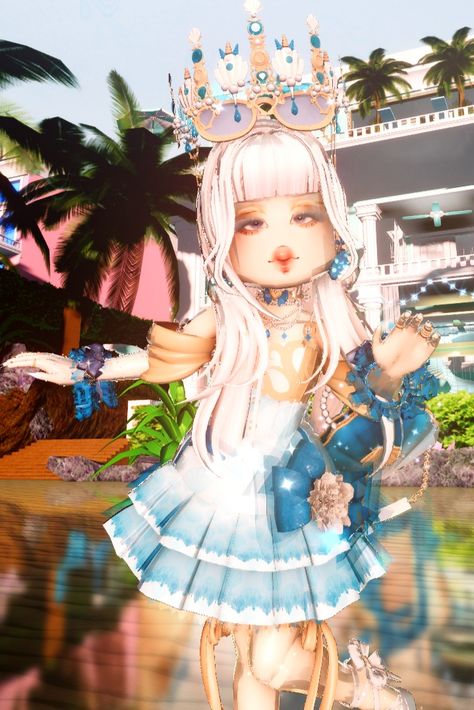 Winter Halo 2022 Royale High, Blue Bliss Royale High, Nature Fairy Royale High, Kawaii Royale High Outfits, Royal Outfits Princesses, Cute Royale High Outfits, Princess Activities, Royals High, Royal High Outfits Ideas Cheap