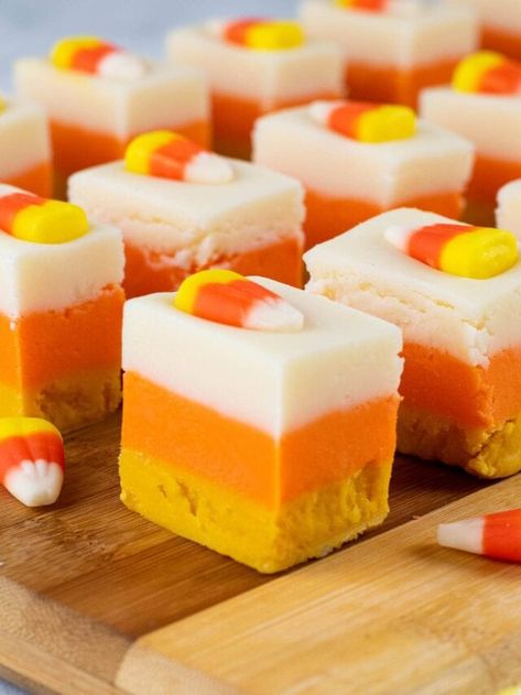 Candy Corn Fudge Recipe, Monster Cake Pops, Homemade Fudge Recipes, Microwave Fudge, Monster Cake, Chocolate Brands, Halloween Food For Party, Fudge Recipes, Halloween Recipes