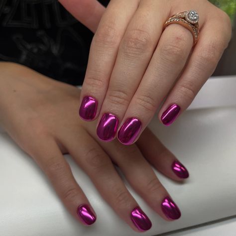 Pink Chrome! Service: Gel Manicure & Chrome Dark Pink Chrome Nails, Trendy Nail Polish, Pink Chrome Nails, Pink Chrome, Chrome Nails, Gel Manicure, Nail Polish Colors, Trendy Nails, Winter Nails