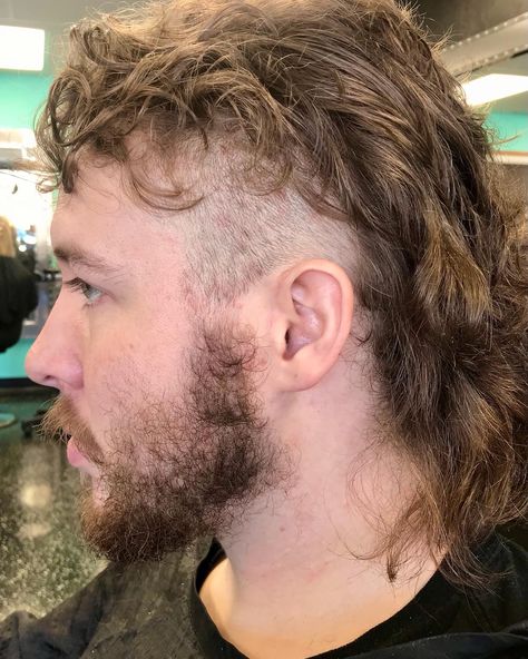 Australian Mullet Men, Australian Mullet, Skullet Haircut, Haircut With Beard, Mens Long Hair, Modern Mullets, Modern Mullet Haircut, Long Hair Braids, Hairstyle Mens