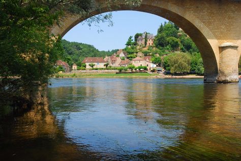 Limeuil, France Libourne France, France Village Aesthetic, Dijon France City, French Cities, Limeuil France, Dordogne River, Dordogne France, West France, Landscape Reference