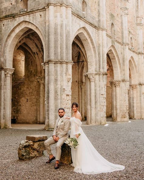 Love in Tuscany! Photography @ejlewis Ceremony venue @abbazia_san_galgano Reception venue @villapodernovo Catering @stilicius Video @danwilliamsfilms Shoes @jimmychoo #sangalganowedding #abbeyofsangalgano #tuscanywedding #italianwedding #sangalganoceremony Tuscany Photography, Italy Elopement, Tuscany Wedding, Ceremony Venue, Italian Wedding, Reception Venues, Tuscany, Jimmy Choo, Elopement