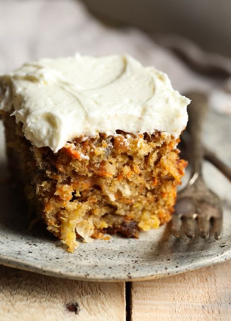 Perfect Carrot Cake, Pizza Sugar Cookie, Carrot Cake Recipe Easy, Homemade Carrot Cake, Easy Carrot Cake, Carrot Cake Cookies, Best Carrot Cake, Carrot Cake Recipe, Cake With Cream Cheese