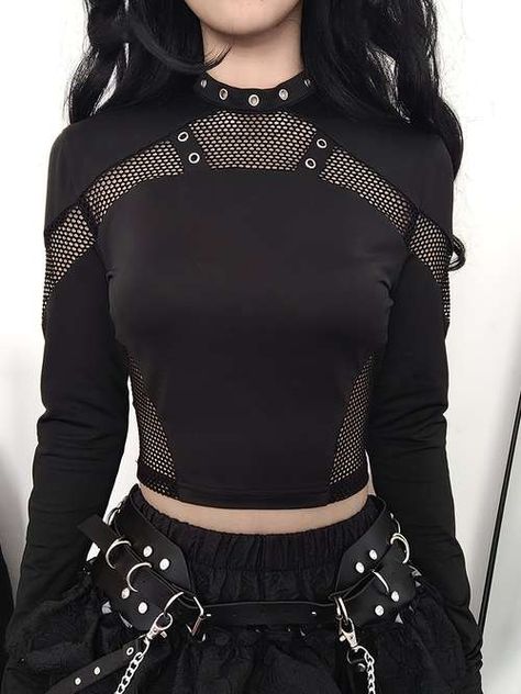 Eyelet Fashion, Crop Tops Black, Patch Blouse, Plain Crop Tops, Dark Punk, Patchwork Crop Top, Estilo Harajuku, Black Fishnets, Punk Grunge