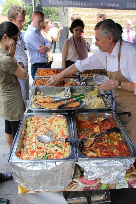 A very generous portion of every Italian delight you can think of at the Ravello stall at the Whitecross Street Market. London Culture, London Tourism, London Street Food, Italian Street Food, Street Food Market, Italian Street, City Folk, Culture People, Trip To London