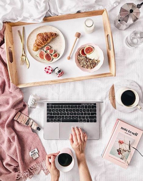 LIFESTYLE: My Favourite ways to use Pinterest to stay Inspired & Organised… – daisychain daydreams… Artist Photo, Stay Productive, Flat Lay Photography, Work From Home Tips, Blogger Tips, Stay Inspired, Home Pictures, Home Based Business, Home Office Design