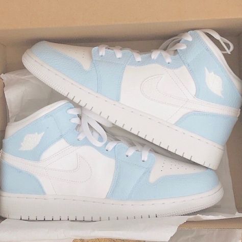 Expensive Jordans, Cool Nike Shoes, Jordan 1s Outfit, Baby Blue Shoes, Australian Dollars, Custom Air Jordan 1, Jordan 1 Blue, Light Blue Shoes, Western Outfits Men