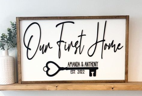 First Home Sign, Old Key Crafts, Front Entry Decor, Housewarming Sign, Realtor Signs, Home Realtors, Home 3d, New Home Buyer, Real Estate Gifts