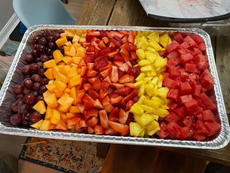 While catering use chafing dishes for a beautiful presentation. Bought from the dollar tree Store Hacks, Dollar Store Hacks, Chafing Dishes, Dollar Tree, Dollar Stores, Seeds, Presentation, Quick Saves