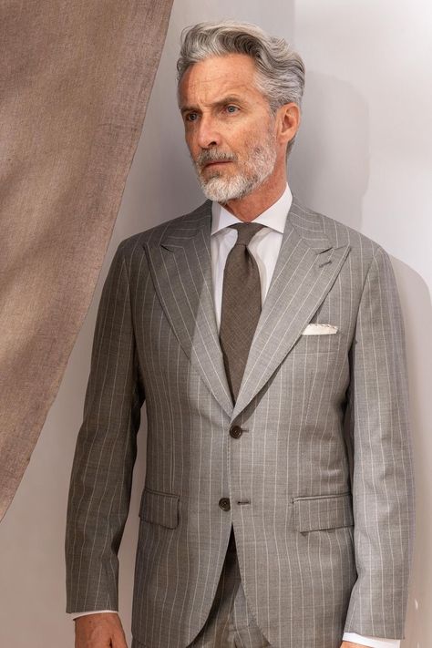 Pini Parma, Pitti Uomo Street Style, Grey Pinstripe Suit, Older Mens Fashion, Grey Suits, Bespoke Shirts, Striped Suit, Dapper Style, Bespoke Suit