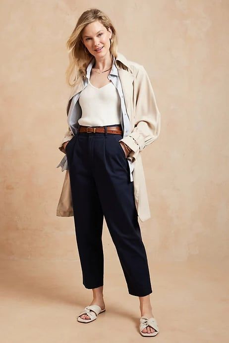 Navy Clothes and Accessories For Spring Banana Republic Style, Cropped Chinos, Blue Banana, Banana Republic Factory, Banana Republic Pants, Crop Pants, Pair Of Pants, Soft Hand, Work Clothes