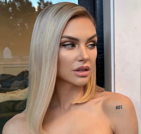 Shoulder Number Tattoo, Lala Tattoo, Lala Kent Hair Hairstyles, Lala Kent Tattoos, Lala Kent Makeup, Lala Kent Style, Lala Kent Hair, Lala Makeup, Lala Kent