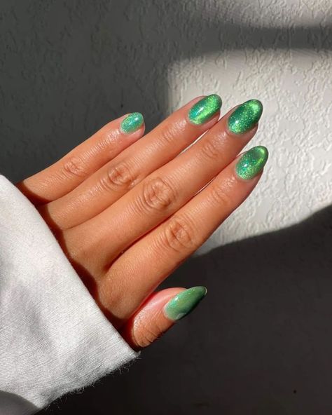 Cat Eye Nails: 30 Adorable Designs For You To Try in 2024 Spring Nails 2024 Cat Eye, Bright Cat Eye Nails, Spring Cat Eye Nails, Green Cat Eye Nails, Cat Eye Manicure, Eye Manicure, Korean Cat, Swirl Nail Art, Cat Nail Art