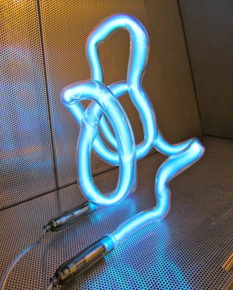 Neon Desk Light (Blue) By Jochen Holz Neon Light Ideas, Night Off, Electromagnetic Radiation, Light Ideas, Music And Art, Light Sculpture, Sign Lighting, Visible Light, Desk Light