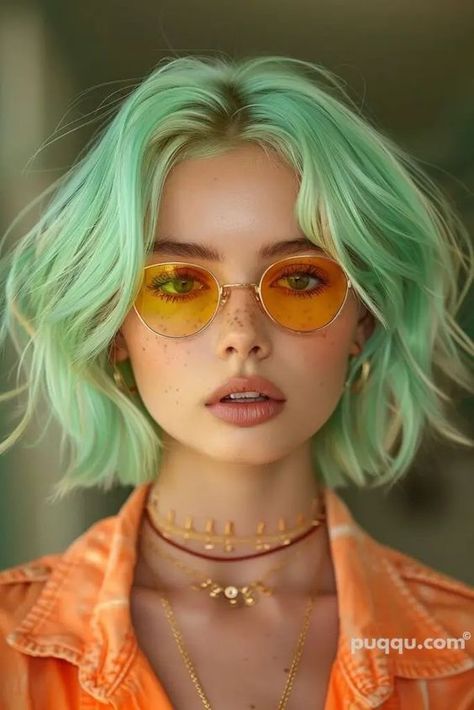 Neon Green Hair, Emerald Green Hair, Mint Green Hair, Κούρεμα Bob, Different Braids, Scrub Corpo, Teal Hair, Updo Styles, Fishtail Braid