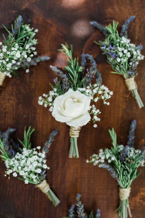 groomsmen boutonnieres - photo by Casto Photography and Cinema - https://ruffledblog.com/eco-friendly-hawaiian-beach-wedding Boutonniere Wedding Rustic, Wedding Boutonnieres, Rustic Boutonniere, Boutonniere Wedding, Lavender Wedding, Rustic Country Wedding, Popular Wedding, Groom And Groomsmen, Rose Wedding