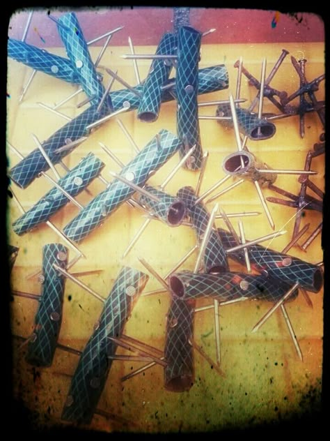 “Home made caltrops. Run a cord trough them and you now have a spike strip. Part of the Disruptive Elements class we do down... Spike Strip, Booby Traps, Doomsday Survival, Shtf Survival, Zombie Land, Survival Skills Life Hacks, Survival Life Hacks, Apocalypse Survival, Urban Survival