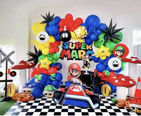 Killer Image, Super Smash Bros Party, Mario Kart Cake, Super Mario Brothers Birthday, Mario Brothers Birthday Party, Mario Kart Party, Mario Bros Birthday Party Ideas, Super Mario Bros Birthday Party, Mario E Luigi