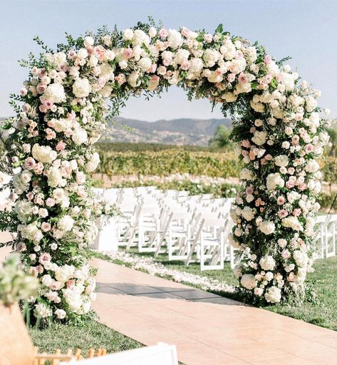 Rustic Wedding Arches, Floral Wedding Arches, Wedding Floral Backdrop, White Floral Arch, Arch Flowers Wedding, Wedding Arches Outdoors, Floral Arch Wedding, Wedding Arch Rustic, Wedding Rentals Decor