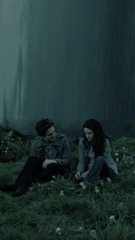 Twilight und Harry Potter meine absoluten favoriten😭 #twilight #harrypotter #ghibli Twilight Landscape Movie, Twilight Pictures Aesthetic, Twilight Desktop Wallpaper, Island Princess Barbie, Twilight Aesthetic Wallpaper, Brian Fast And Furious, Twilight Saga Aesthetic, Twilight Wallpapers, Twilight Romance