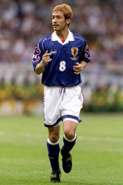 00s Football, Hidetoshi Nakata, 90s Men Fashion, Football Heritage, Football Moments, Bloke Core, J League, Red Giant, Football Photography