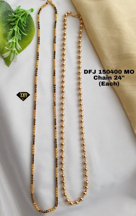 Nalla Pusalu Designs Latest Short, Thakorji Mala, Mangal Sutra, Neck Pieces Jewelry, Antique Necklaces Design, Black Beads Mangalsutra Design, Gold Jewelry Outfits, Antique Gold Jewelry Indian, Modern Gold Jewelry