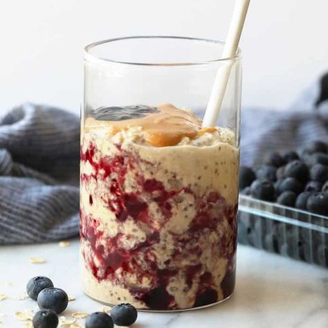 PB and J Overnight Oats - Fit Foodie Finds Pb And J Overnight Oats, Dairy Free Oatmeal Recipes, Overnight Oat Recipes, Over Night Oats, Strawberry Overnight Oats, Pb And J, Healthy Overnight Oats, Night Oats, Vegan Overnight Oats