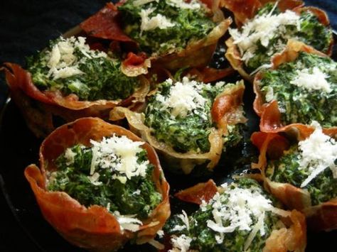 Prosciutto Cups Prosciutto Cups, Ricotta Prosciutto, Basil Strawberry, List Of Appetizers, Food For A Party, Fancy Cheese, Cup Recipes, Spinach Ricotta, Christmas Recipes Appetizers