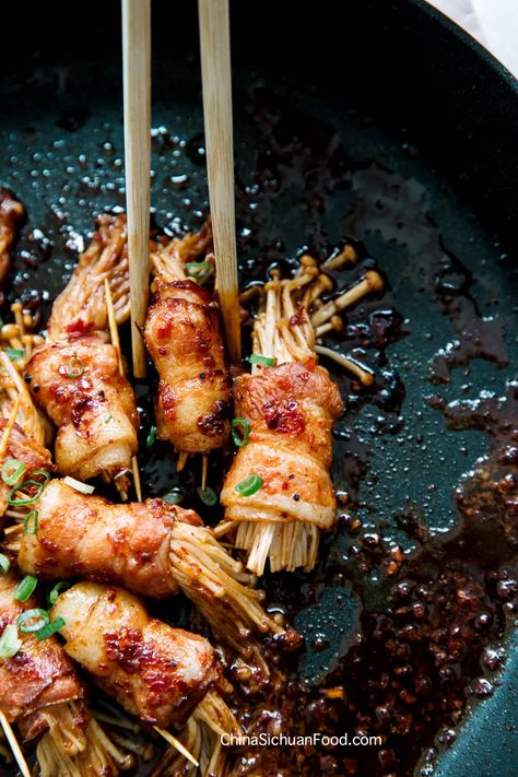 Mushroom Enoki Recipes, Bacon Wrapped Enoki Mushrooms, Recipes With Enoki Mushrooms, Air Fried Enoki Mushrooms, Chinese Finger Food, Enoki Recipe, Asian Mushroom Recipes, Enoki Mushroom Recipes, Asian Finger Food