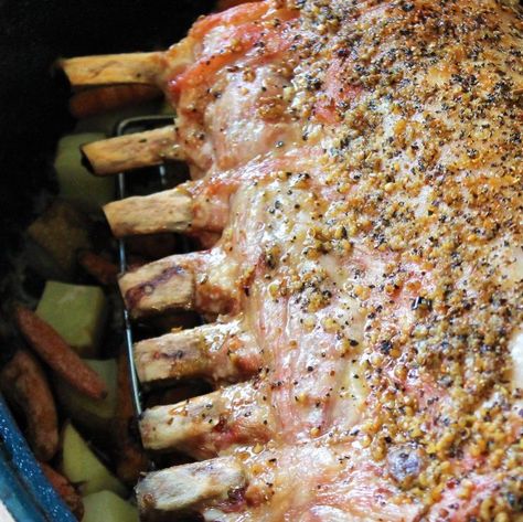 Crown Roast Recipe, Bone In Pork Roast, Oven Pork Ribs, Pork Ideas, Baked Meat, Pork Rib Roast, Pork Loin Ribs, Montreal Steak Seasoning, Loin Recipes