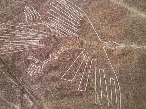 nazca lines peru | ... Peru is the Lineas de Nazca (Nazca Lines) just a few minutes north of Nazca Lines Peru, Nazca Lines, Mysteries Of The World, Archaeological Discoveries, Archaeological Finds, Mystery Of History, Crop Circles, Cave Paintings, Earth Art