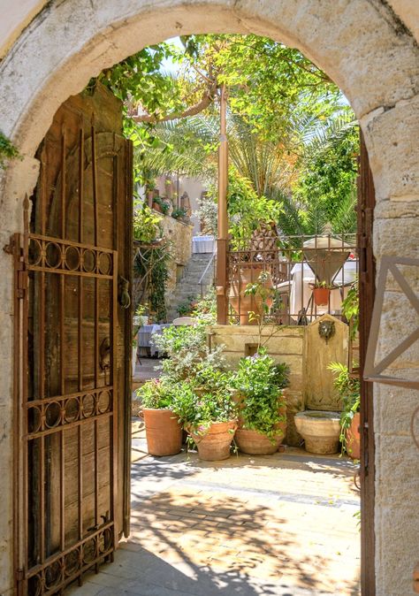 Old Town Of Rethymnon Crete Greece Crete House, Greece Countryside, Crete Island, Spanish Style Homes, Crete Greece, Dream House Exterior, Corfu, Spanish Style, Beautiful Places To Visit