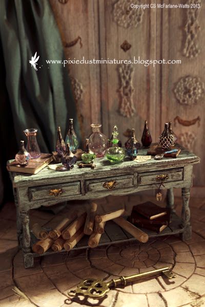 Potion Table, Potion Room, Spooky Miniatures, Haunted Dollhouse, Diy Doll Miniatures, Halloween Miniatures, Stained Glass Paint, Miniature Printables, Fairy Decor