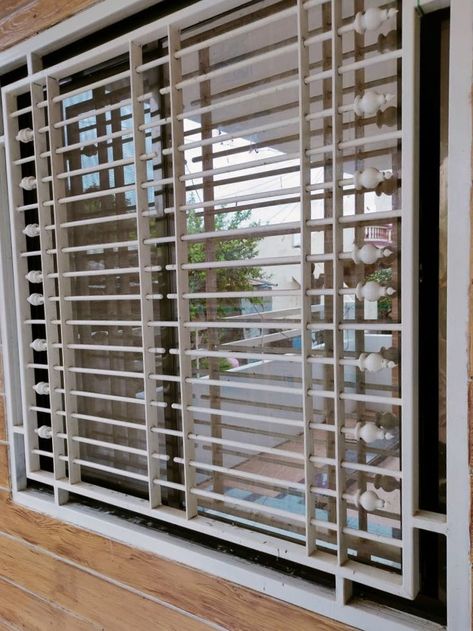 Window Grill Ideas, Grill Design Modern, Indian Window Design, Grill Window, Modern Kitchen Window, Exterior Door Styles, Steel Grill Design, Iron Window Grill, Modern Window Design