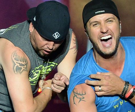 Luke Bryan Tattoo, Jason Aldean Tattoos, Country Music Tattoos, Buck Commander, Father Daughter Tattoos, Back Of Arm Tattoo, Country Tattoos, Tattoo Now, Jason Aldean