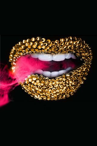 Smoky Bling iPhone Wallpaper Diamond Wallpaper Iphone, Lip Wallpaper, Lipstick Designs, Orange Lips, Sweet Lips, Lipstick Art, Glitter Lips, Bold Lips, Hot Lips