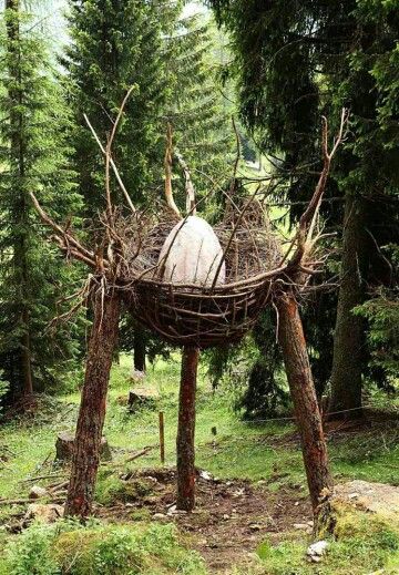 Branch Sculpture, Dragon Nest, Willow Weaving, Deco Nature, Picasso Paintings, Soyut Sanat Tabloları, Earth Art, Forest Art, Outdoor Sculpture