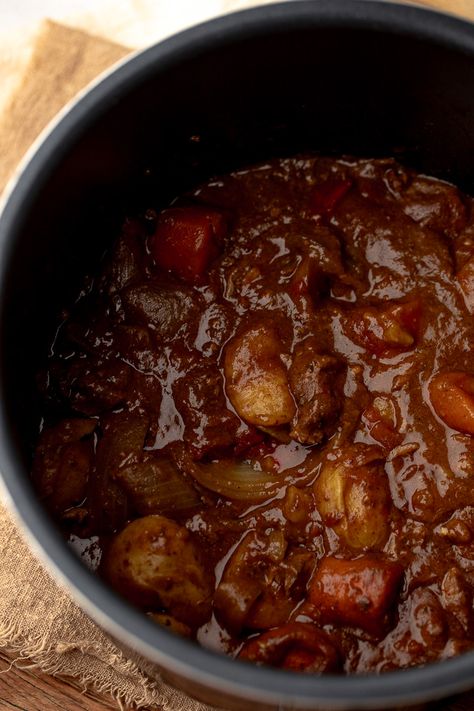 This Slow Cooker Japanese Beef Curry could not be any easier! A one pot, make-ahead comfort dish with pieces of chunky steak that fall apart in your mouth and a rich, umami gravy. Japanese Slow Cooker Recipes, Slow Cooker Japanese Curry, Japanese Beef Curry, Curry Slow Cooker, Crock Pot Curry, Slow Cooker Beef Curry, Beef Chuck Steaks, Japanese Beef, Hearty Comfort Food