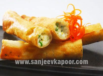 Paneer and Cheese Cigars Cheese Cigars, Scottish Oat Cakes, Palak Chicken, Vegetarian Starters, Indian Vegan, Paneer Cheese, Indian Curries, Hot Cheese, Roti Recipe