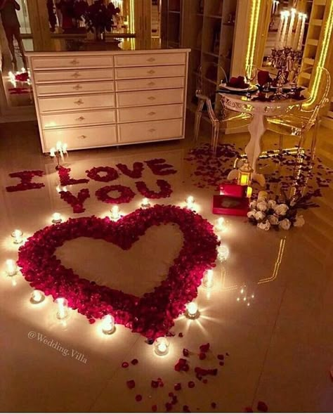 150 Sweet & Romantic Valentine's Home Decorations That Are Really Easy To Do - Hike n Dip Romantic Room Surprise, Romantic Room Decoration, Surprise Boyfriend, Romantic Bedroom Decor, Birthday Surprise Boyfriend, Decoration Restaurant, Romantic Surprise, Romantic Room, Romantic Candles