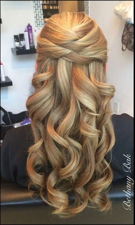 Bridal Hair Half Up, Elegant Wedding Hair, Top Hairstyles, Long Blonde, Half Up Half Down Hair, Wedding Hairstyles For Long Hair, Half Up Hair, Long Blonde Hair, Popular Hairstyles