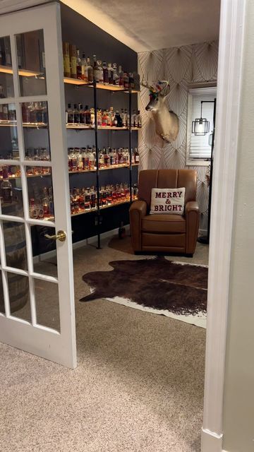 Lance Lyell on Instagram: "Bourbon room is ready for Christmas! #bar #mancave #homebar" Bar Wall Design, Home Lounge Room Bar, Bar Lounge Room, Whiskey Lounge, Bourbon Room, Whiskey Room, Parlor Room, Home Wet Bar, Home Bar Rooms