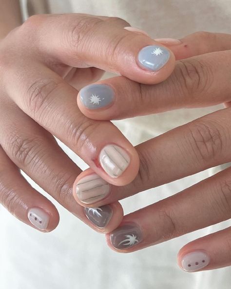 Blue Flowers Bouquet, Fake Nails Designs, Casual Nails, Pretty Gel Nails, Minimalist Nails, Beauty Body, Nude Nails, Nail Manicure, Swag Nails