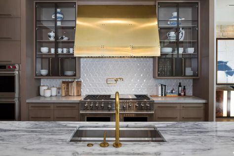 40 Stylish Kitchen Range Hoods | HGTV Gold Range Hood, Modern Kitchen Hood, Brass Range Hood, Lakehouse Kitchen, Kitchen Hood Design, Kitchen Vent, Wood Range Hood, Custom Kitchen Island, Kitchen Range Hood