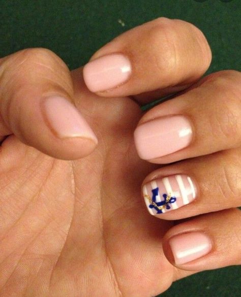 Anchor Nail Designs, Anchor Nail Art, Nail Designs Summer Beach, Vacation Nail Art, Summer Vacation Nails, Anchor Nails, Cruise Nails, Nautical Nails, Nails Beach