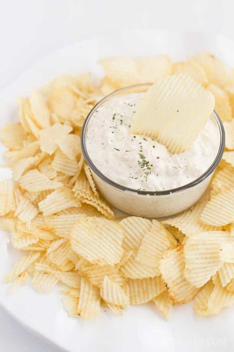 Pineapple Chip Dip, Dips Cream Cheese, Cream Cheese Chip Dip, Pineapple Cream Cheese Dip, Best Chip Dip, 4th Of July Food Ideas, Cheese Chip Dip, July Food Ideas, Pineapple Dip